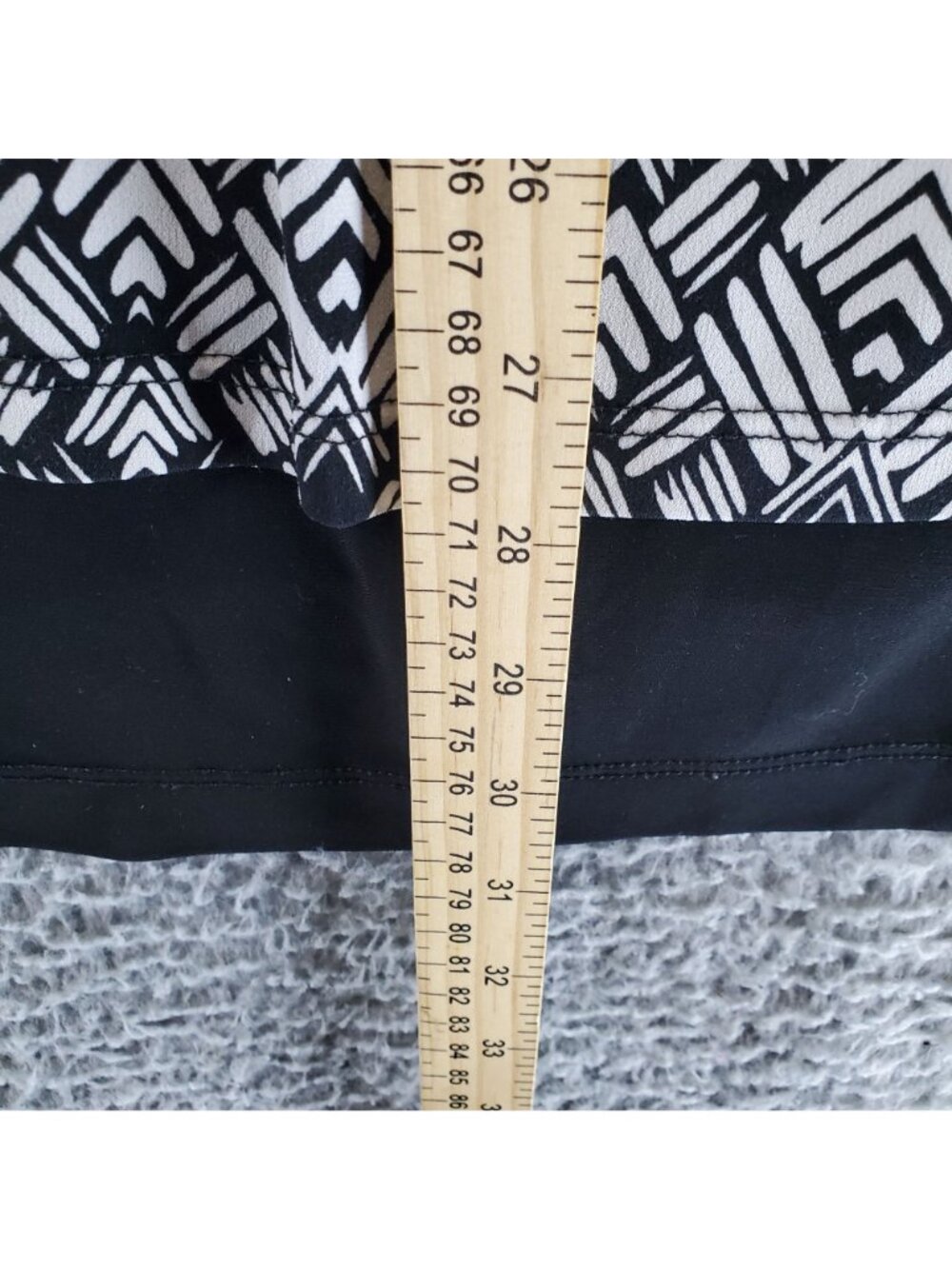 Karen Kane Top Womens 2X Black White Geometric 3/4 Sleeve Tunic Blouse - Picture 5 of 9